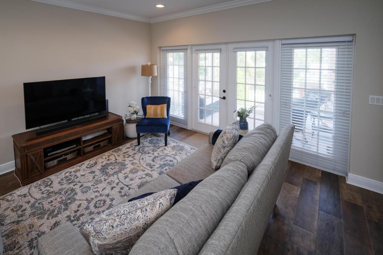 Hibiscus Hideaway Condo Walk To Historic Bridge St Bradenton Beach Exterior photo
